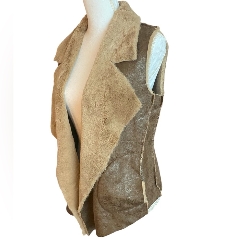 Jodifl suede look furry vest